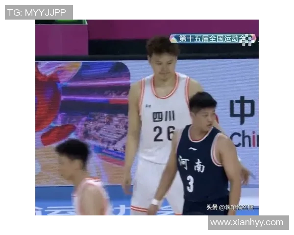 周琦教儿子罚篮却被反超命中率笑翻全场趣事分享